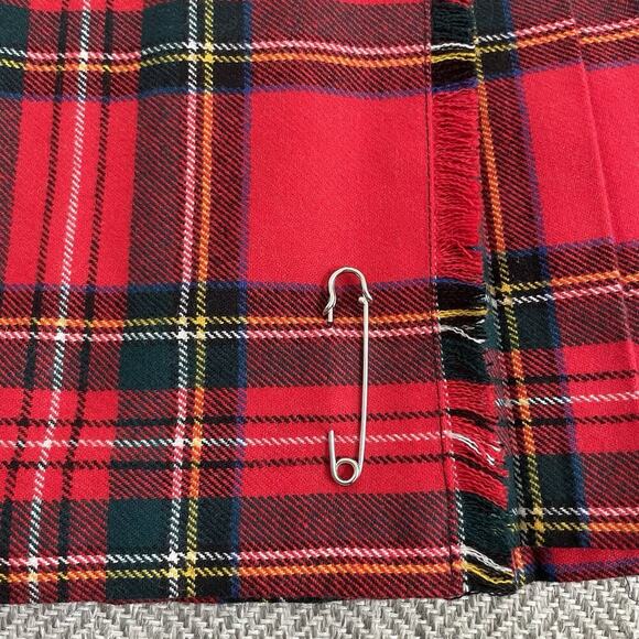 O’Neil of Dublin Childs Kilt Tartan Plaid Size 28 (7/8) - Picture 6 of 9